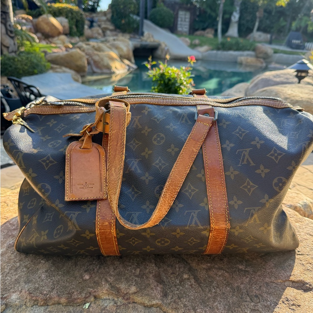 Authentic Louis Vuitton sac souple 45 travel Duffel Bag w/ lock & id tags